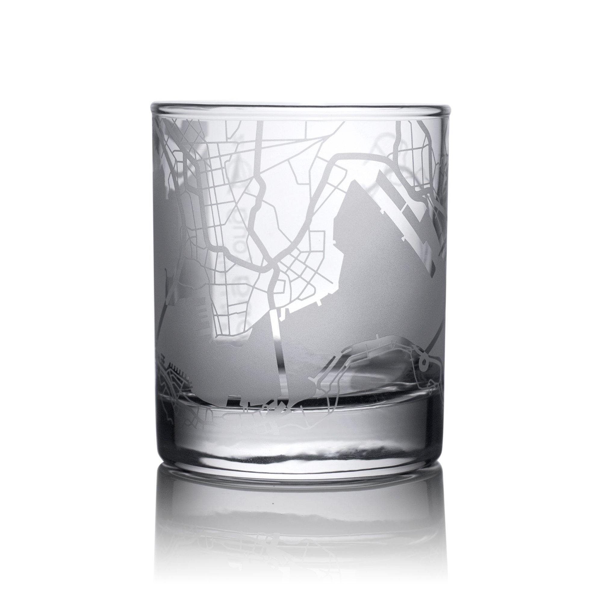 o3designstudio Hong Kong City map whiskey glasses 300 ml GM1005